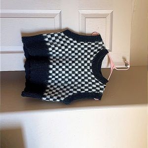 Checkered sweater vest